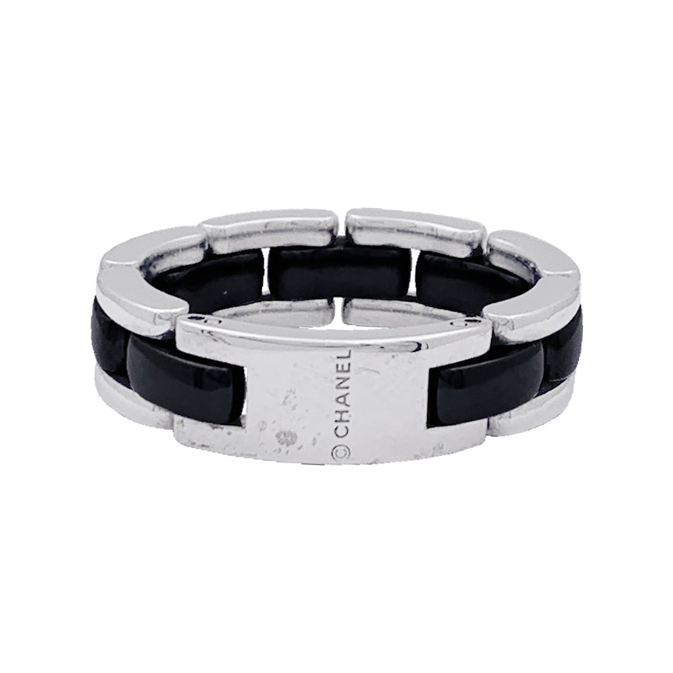 Chanel ring, "Ultra", white gold, ceramic.
