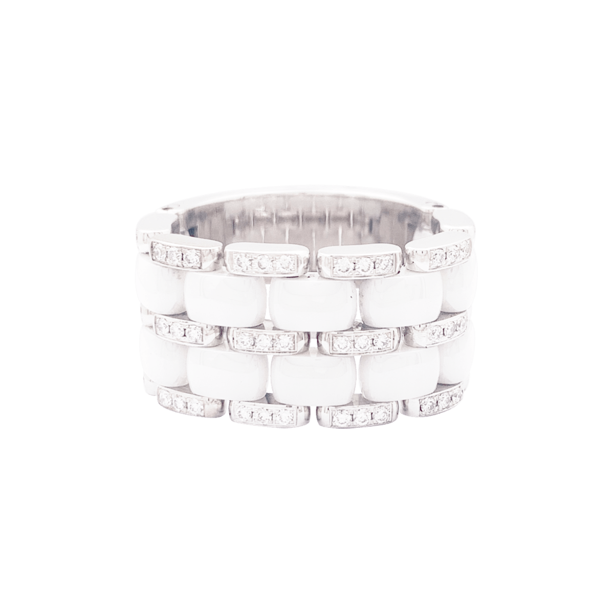 Bague Chanel, "Ultra", or blanc, céramique blanche et diamants. - Maison Eloe
