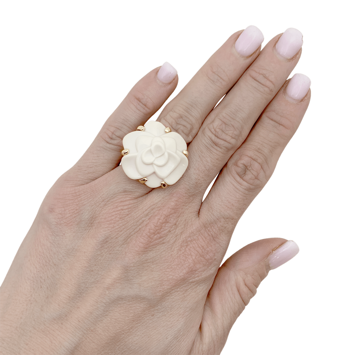 Bague Chanel, "Camélia", or jaune, agate. - Maison Eloe