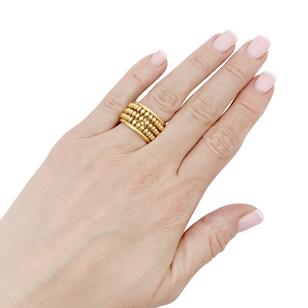 Chaumet "Abacus" ring in yellow gold.