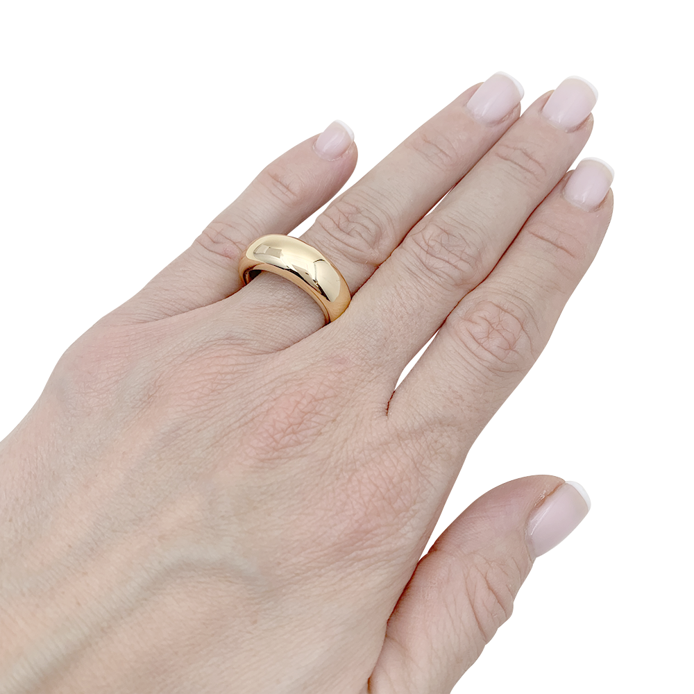Chaumet Vintage "Anneau" ring in yellow gold.