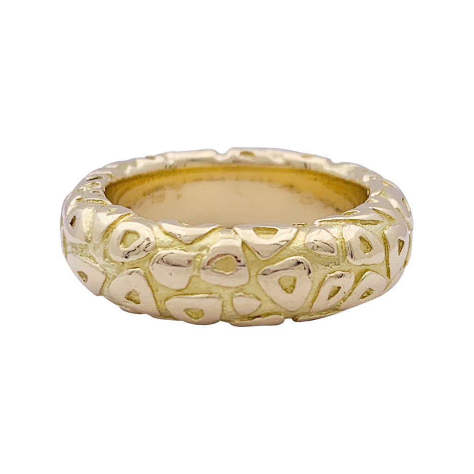 Chaumet "Carrosse" ring, yellow gold.