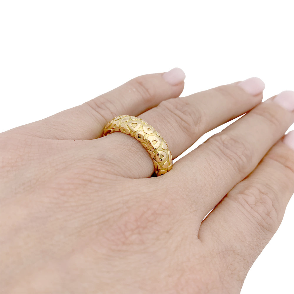 Chaumet "Carrosse" ring, yellow gold.