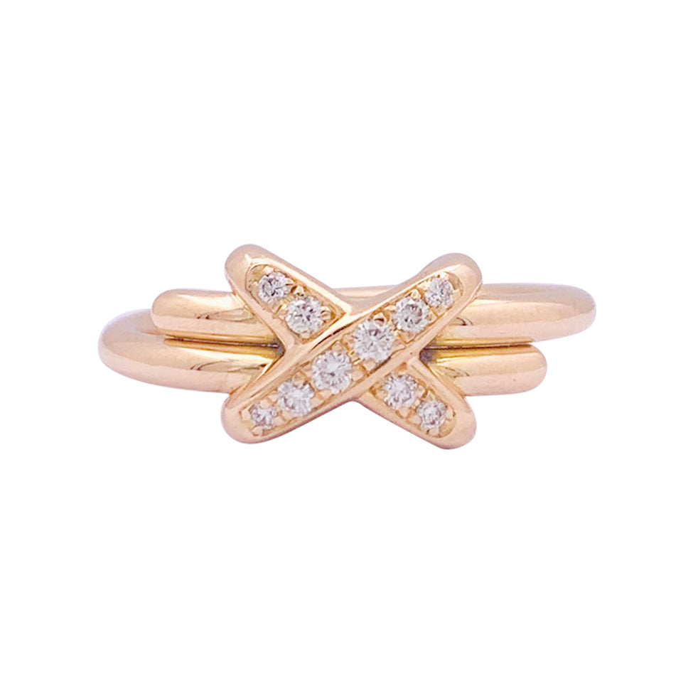 Bague Chaumet "Jeux de Liens" or rose et diamants.