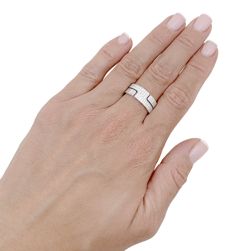 Dinh Van "Seventies" ring in white gold and diamonds.