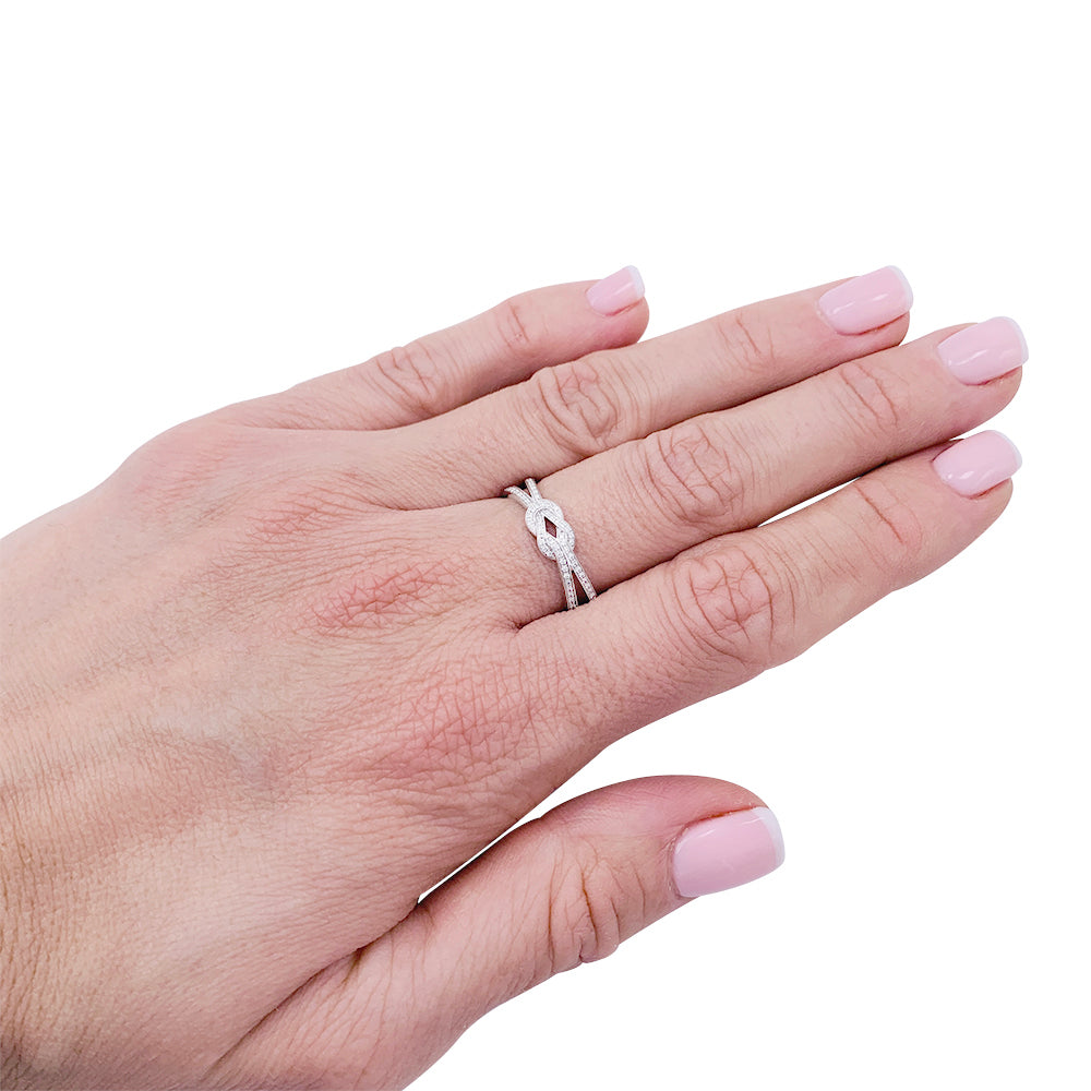 Fred ring, "Infinite Chance", white gold, diamonds.