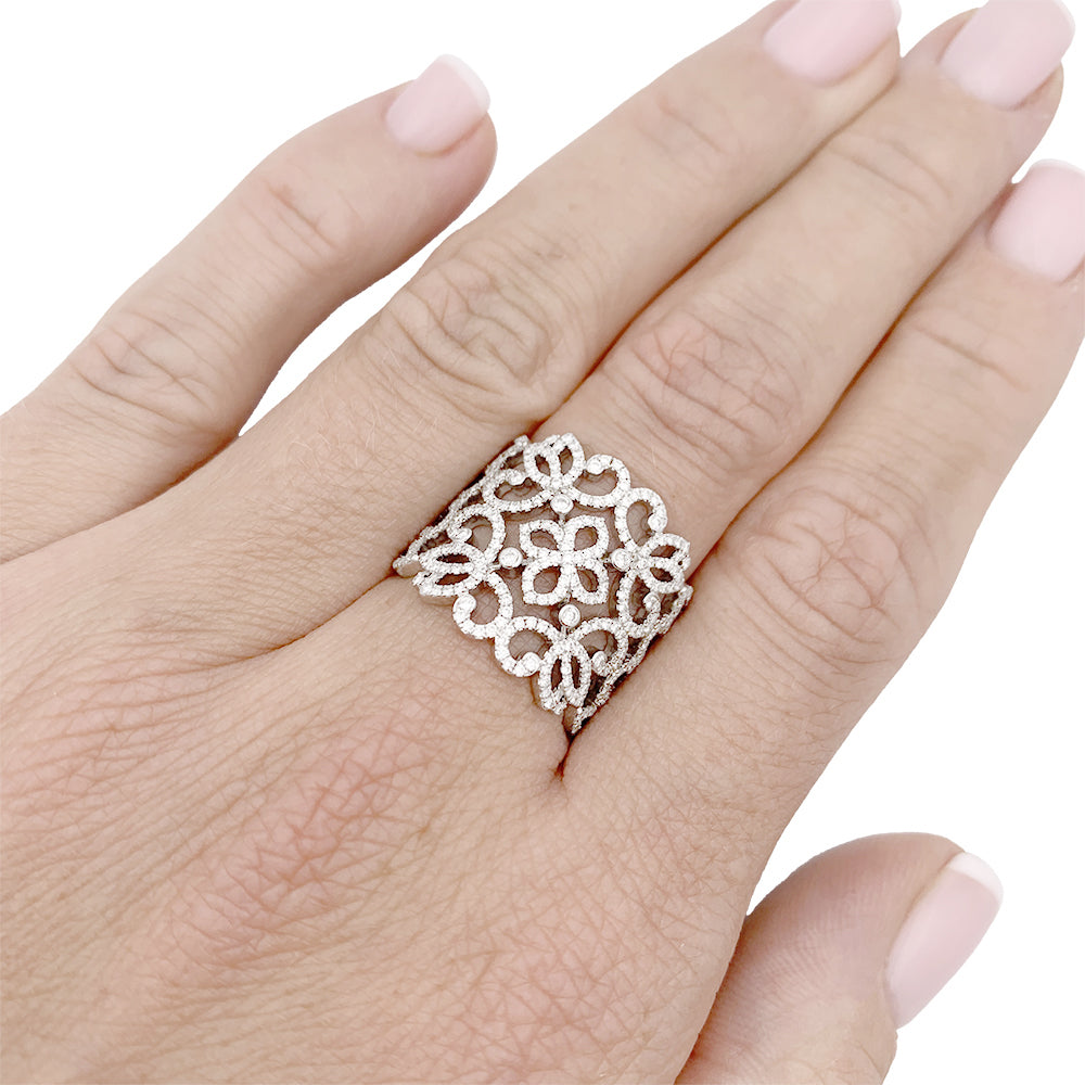 Messika ring, "Eden", white gold, diamonds.