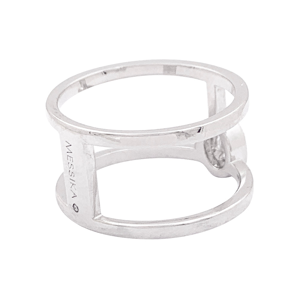Messika "Glam'Azone" ring in white gold and diamonds.