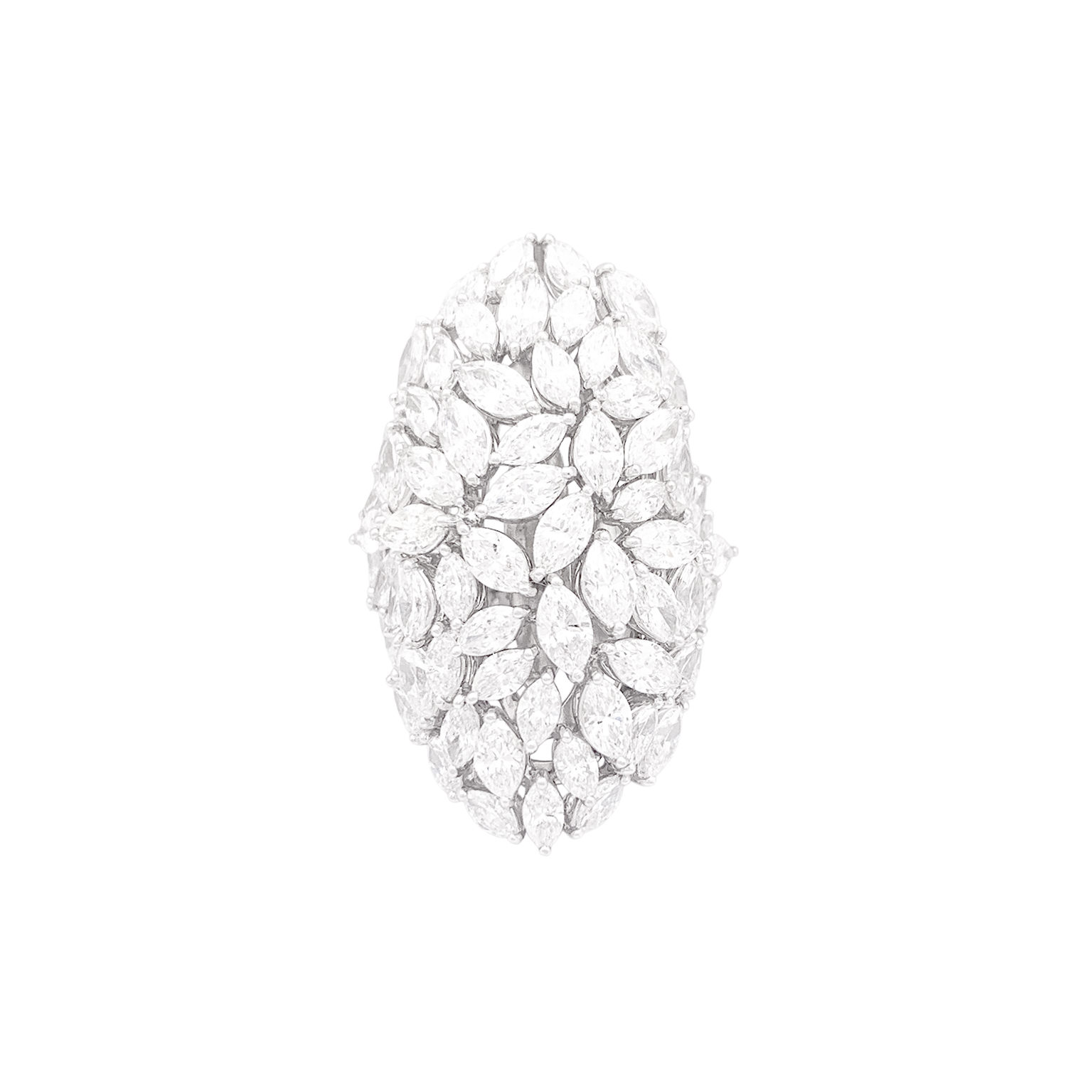 Bague Messika, diamants navette, or blanc.
