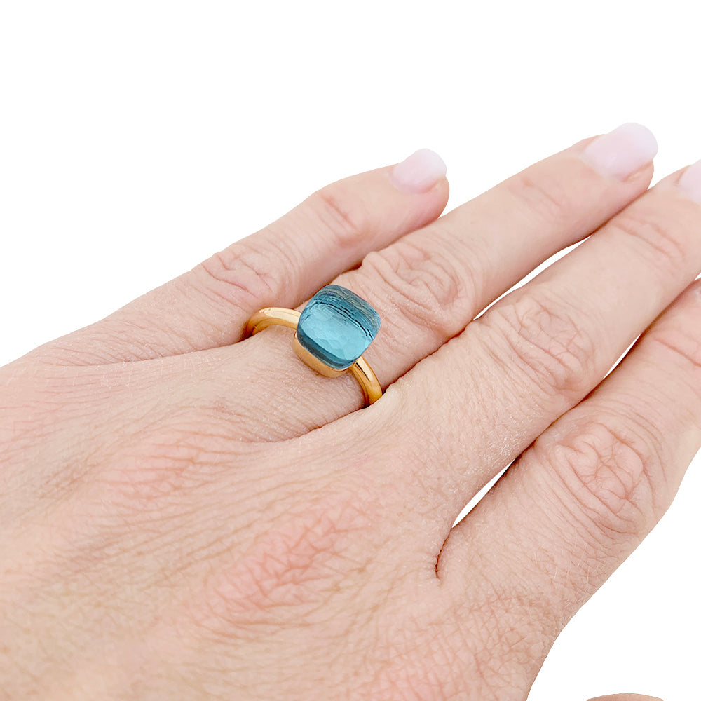 Pomellato ring, "Nudo Petit", rose gold, white gold, blue topaz.