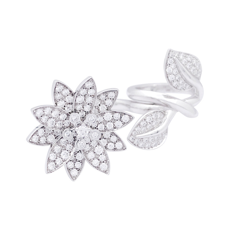Van Cleef & Arpels "Lotus" ring in white gold and diamonds.