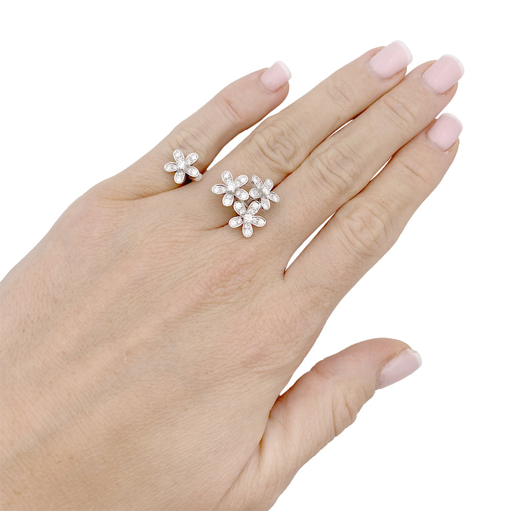 Bague Van Cleef & Arpels, "Socrate", or blanc et diamants.