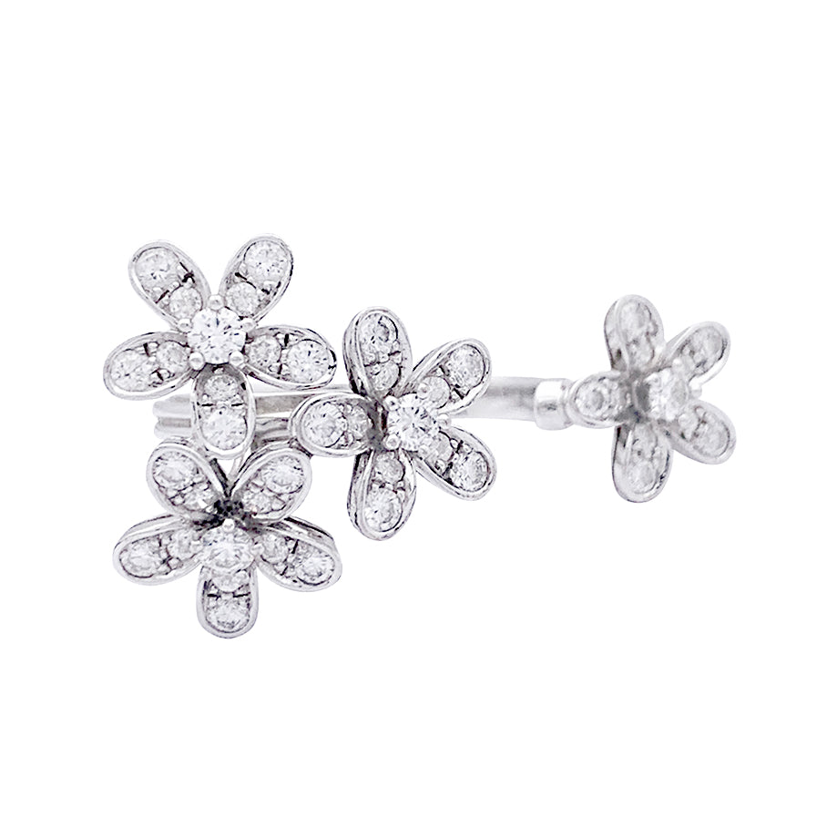 Bague Van Cleef & Arpels, "Socrate", or blanc et diamants.