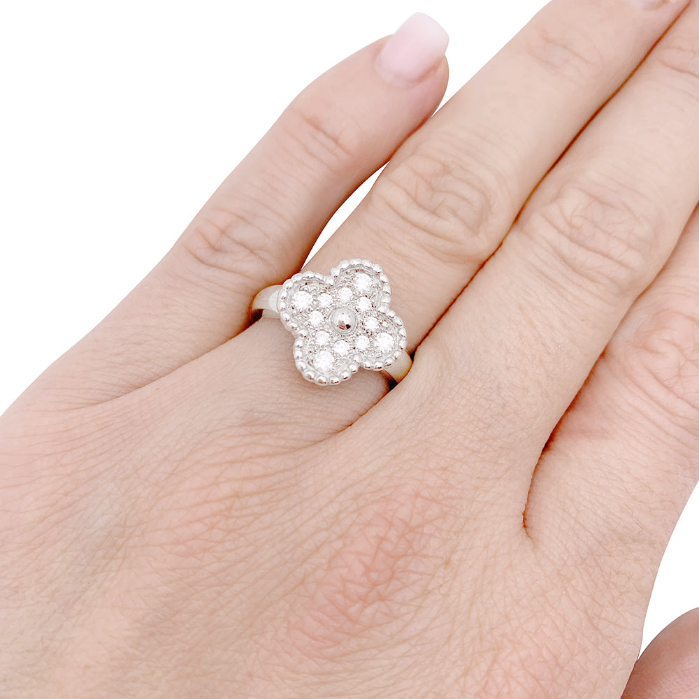 Van Cleef & Arpels "Vintage Alhambra" ring, in white gold, diamonds.