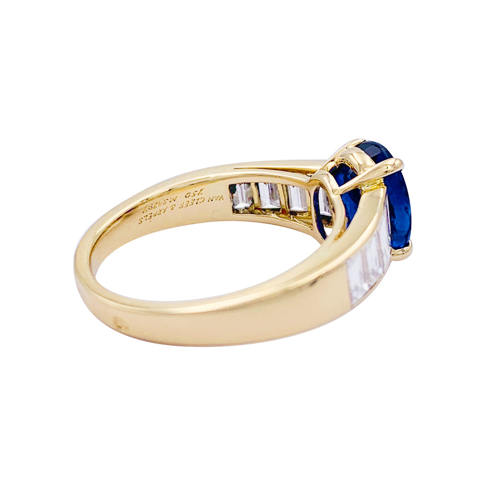 Van Cleef & Arpels sapphire and baguette diamond ring.