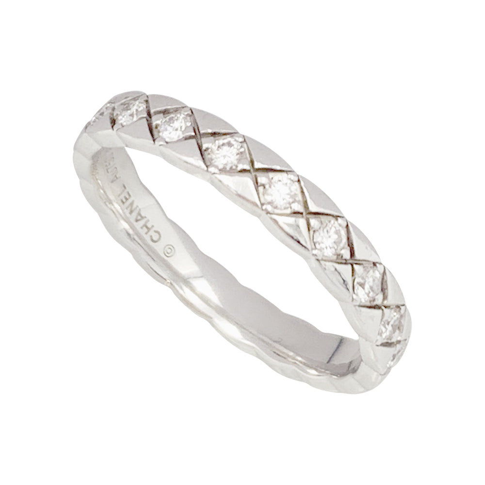 Bague alliance Chanel, "Coco Crush", or blanc, diamants.
