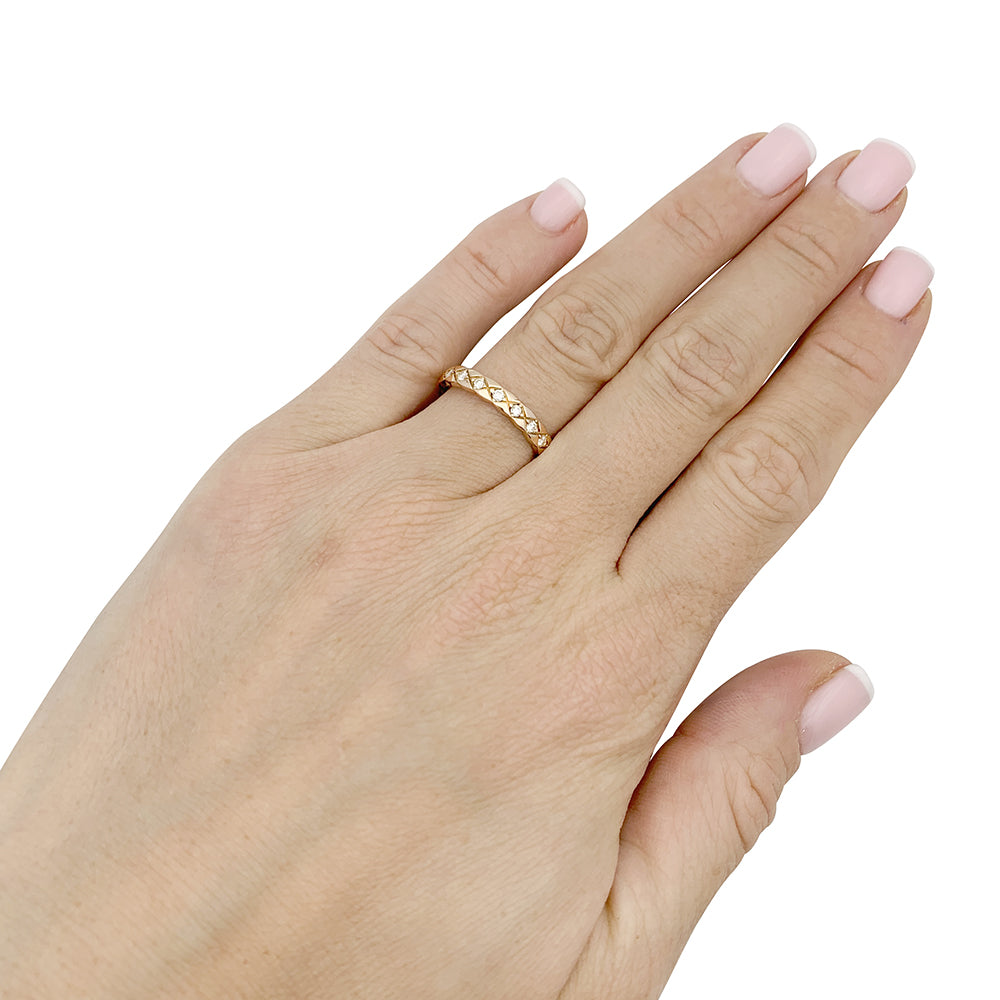 Bague alliance Chanel, "Coco Crush", or rose, diamants.