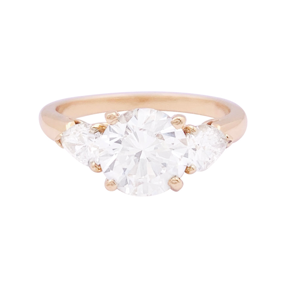 Cartier solitaire ring, yellow gold, diamonds.