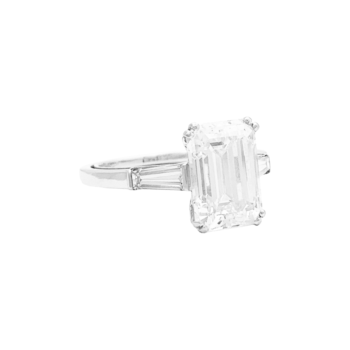 Bague solitaire Van Cleef & Arpels, diamant taille émeraude 4,01 cts. - Maison Eloe