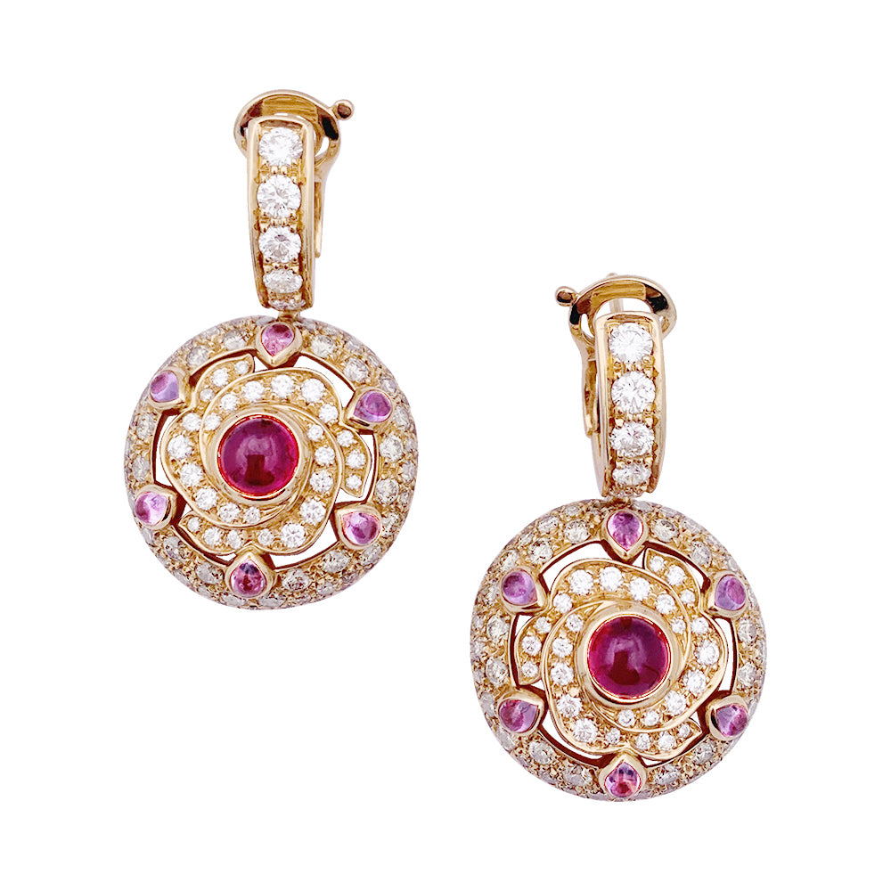 Boucles d'oreille Boucheron, "Jeanne", or rose, diamants, saphirs roses et rubis.
