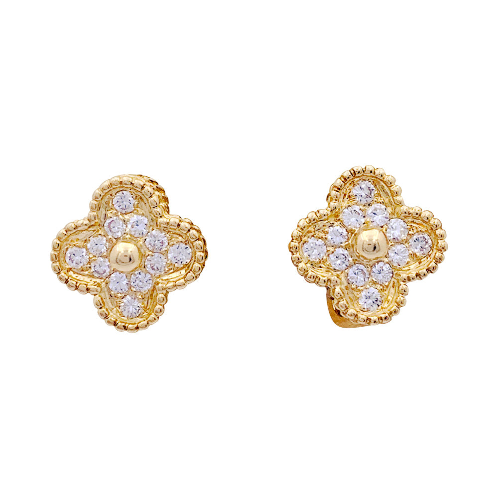 Boucles d'oreilles Van Cleef & Arpels, "Vintage Alhambra", or jaune, diamants.