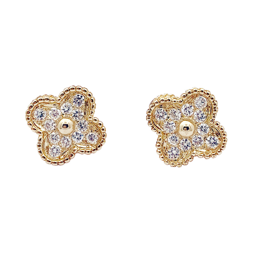 Boucles d'oreilles Van Cleef & Arpels, "Vintage Alhambra", or jaune, diamants.