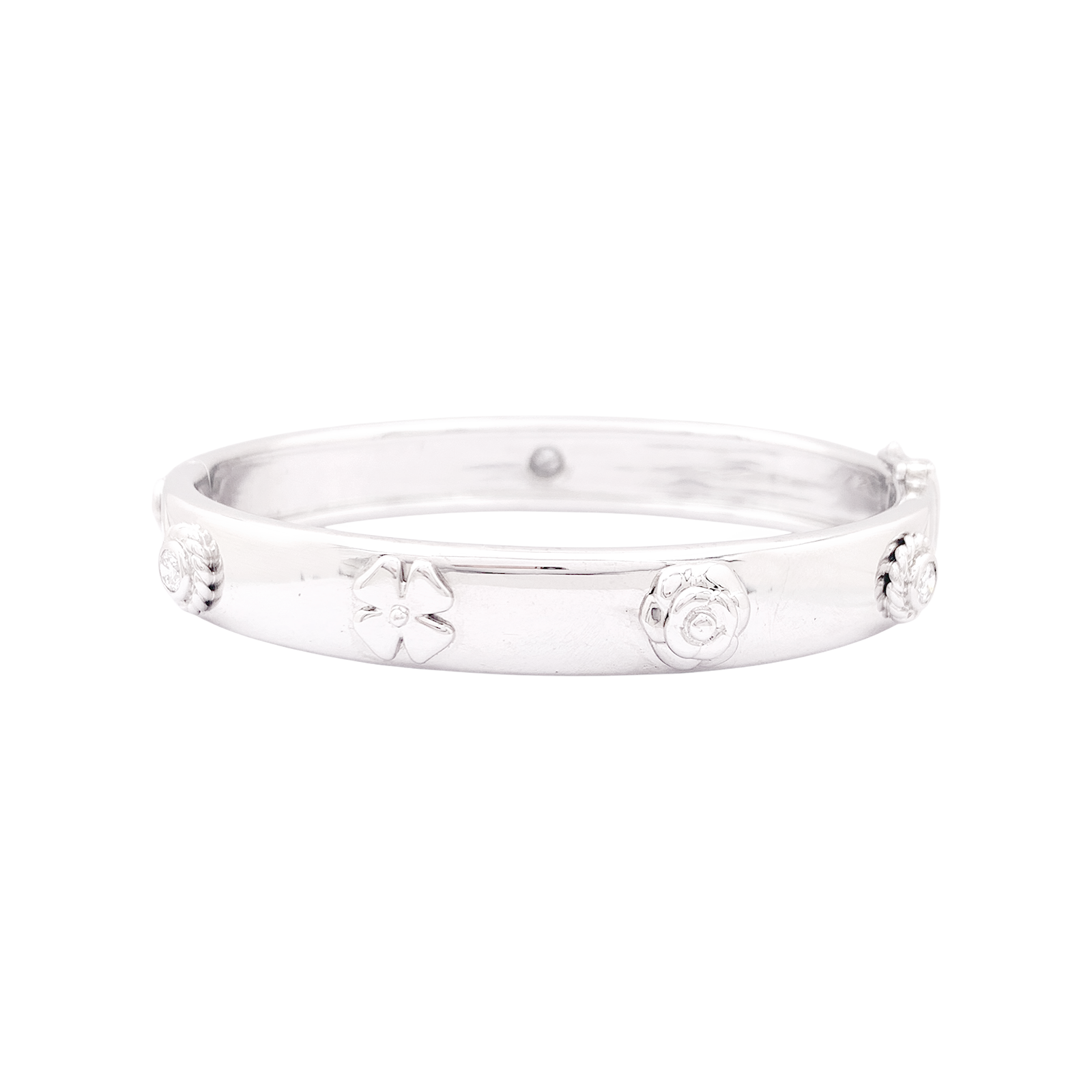Bracelet Chanel "Trois Symboles" or blanc, diamants.