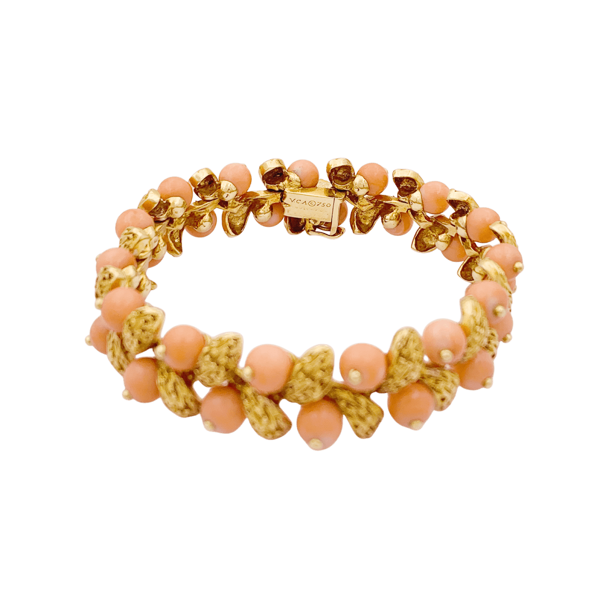 Bracelet Van Cleef & Arpels, “Gui”, or jaune, corail peau d’ange. - Maison Eloe