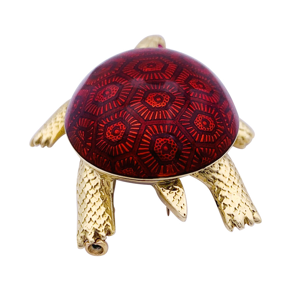 Boucheron brooch, "Turtle", yellow gold, enamel, ruby.