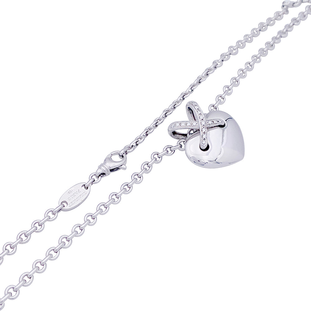 Chaumet necklace, "Coeur Liens", white gold and diamonds.