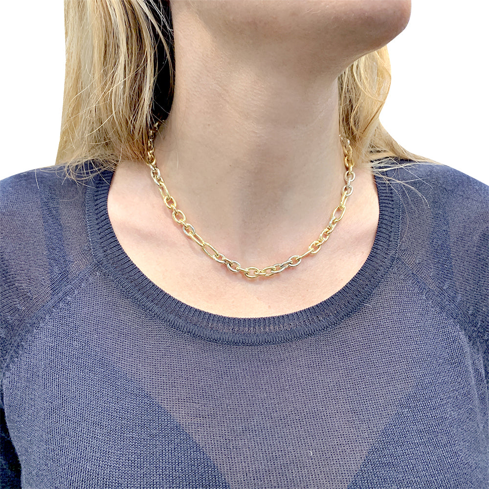 Vintage Pomellato necklace, three golds.