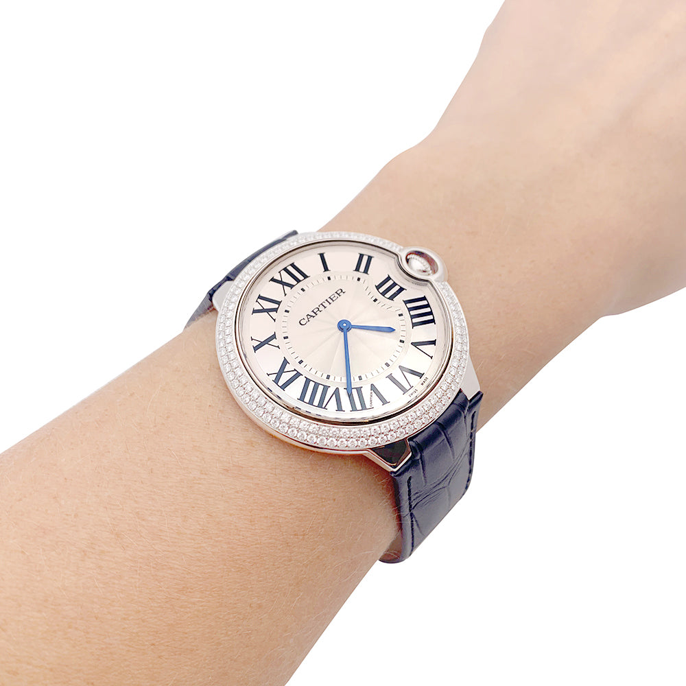Cartier "Ballon Bleu" watch, white gold, diamonds.