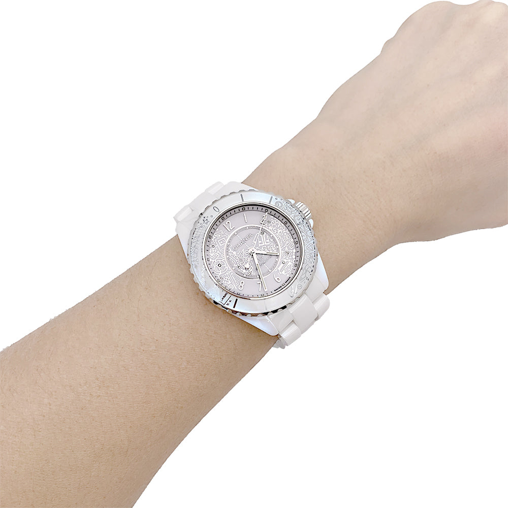 Montre Chanel, "J12.20", céramique et diamants.