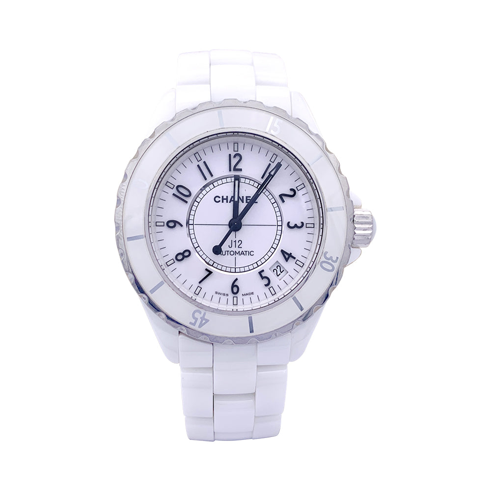 Montre Chanel, "J12" céramique blanche.