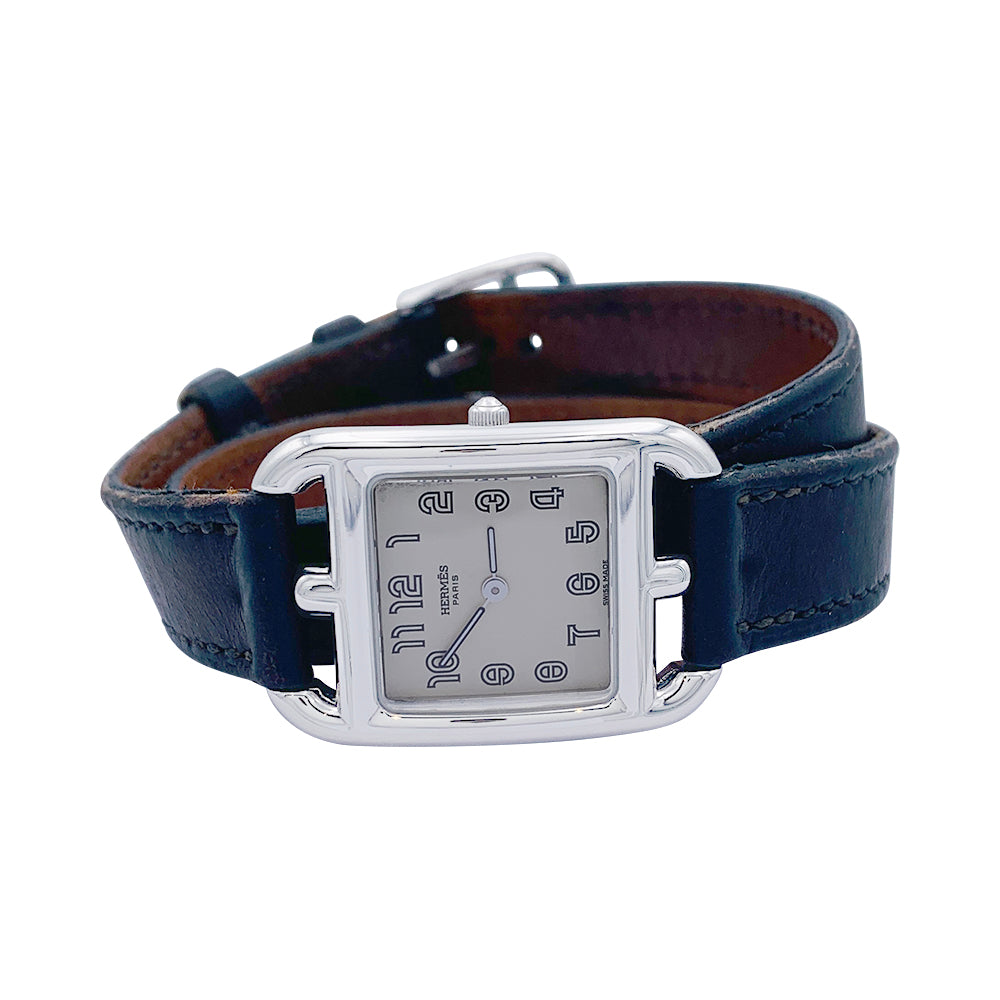 Hermès "Cape Cod" watch in steel on leather.