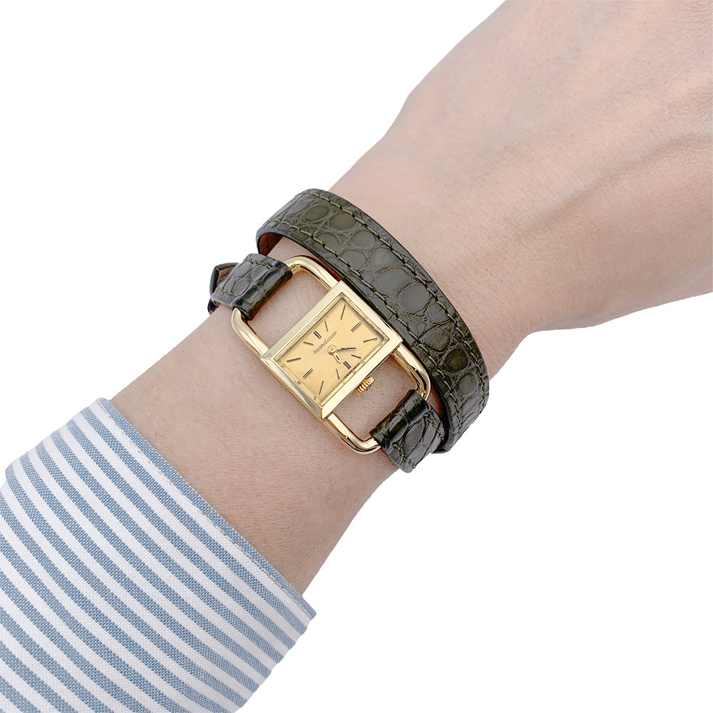 Montre Jaeger-Lecoultre, "Etrier", or jaune, cuir.