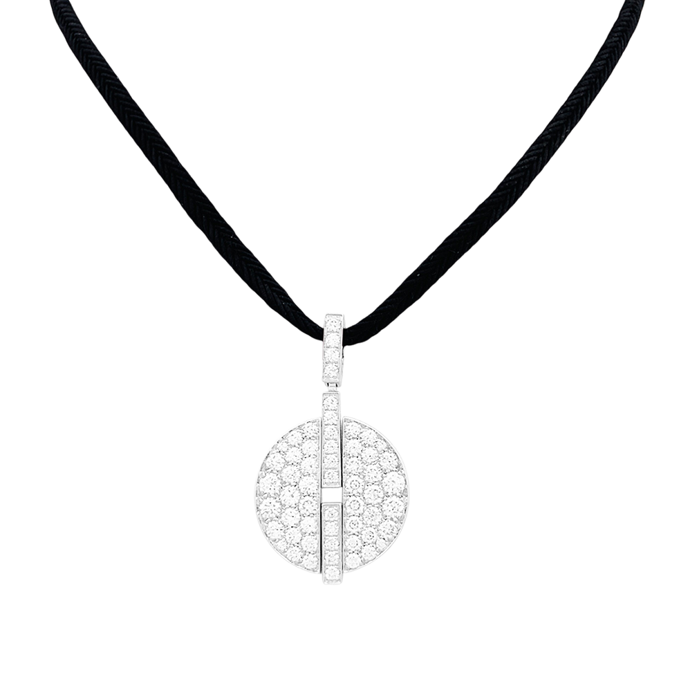 Pendentif  Cartier, "Himalia", or blanc, diamants.