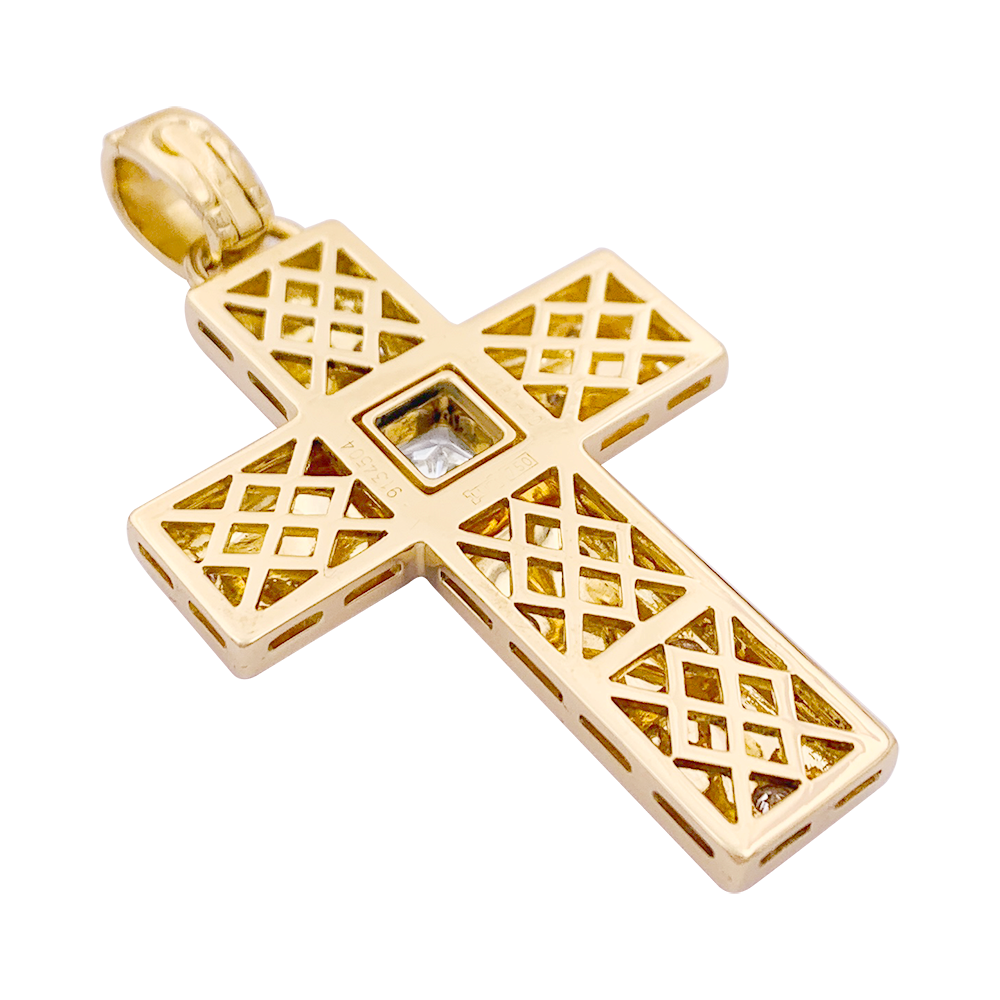 Chopard "Cross" pendant in yellow gold and diamonds.