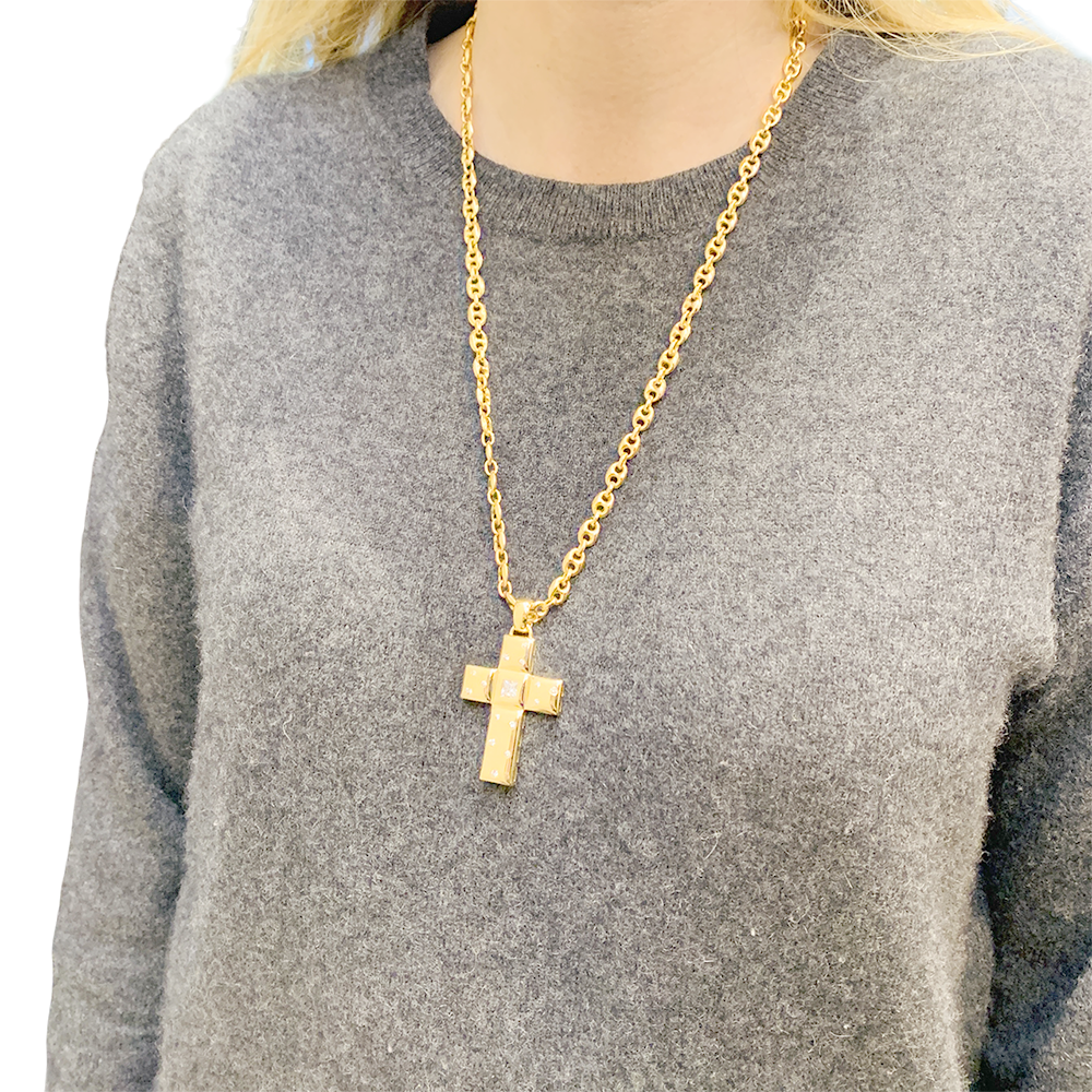 Chopard "Cross" pendant in yellow gold and diamonds.