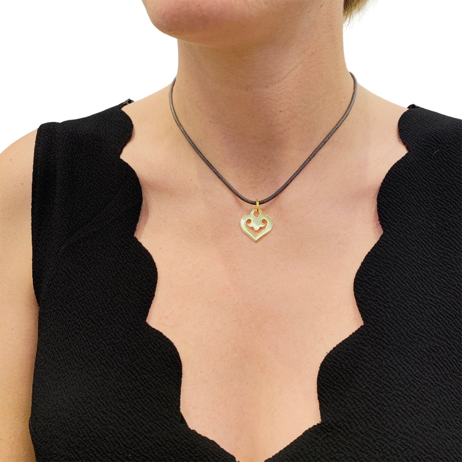 OJPerrin pendant, "Legends Heart", yellow gold.