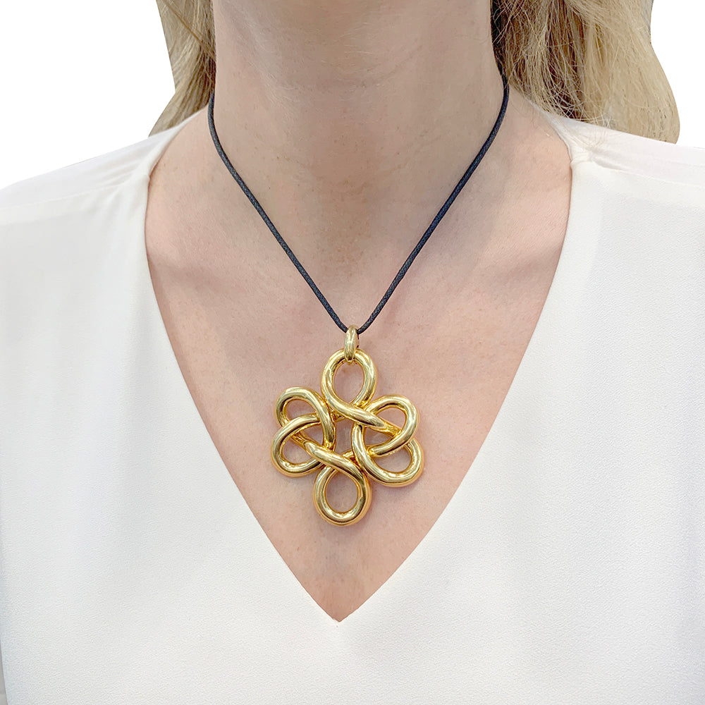 Vintage Maison Van Cleef & Arpels pendant, yellow gold.