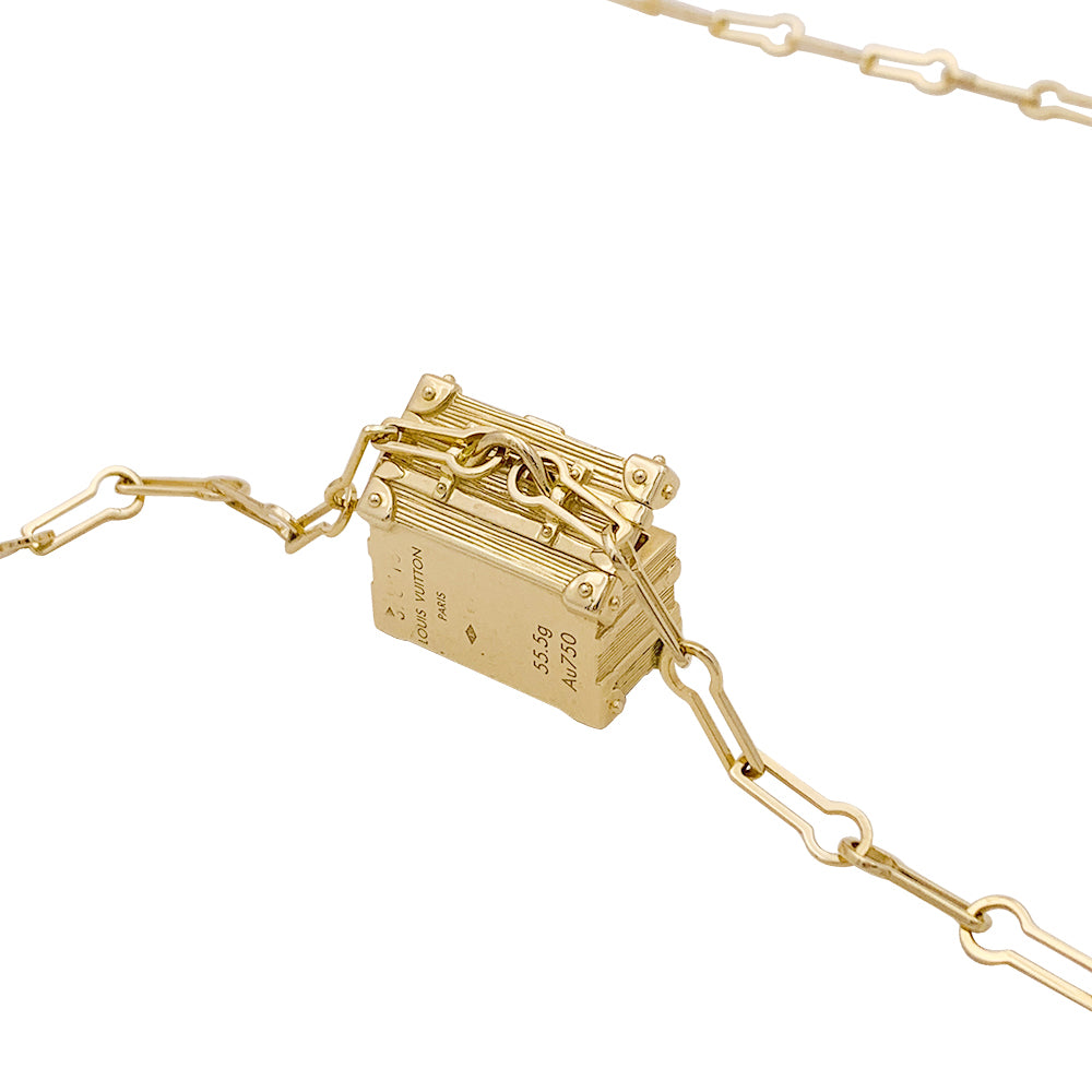 Louis Vuitton "Malle" necklace in yellow gold and diamonds.