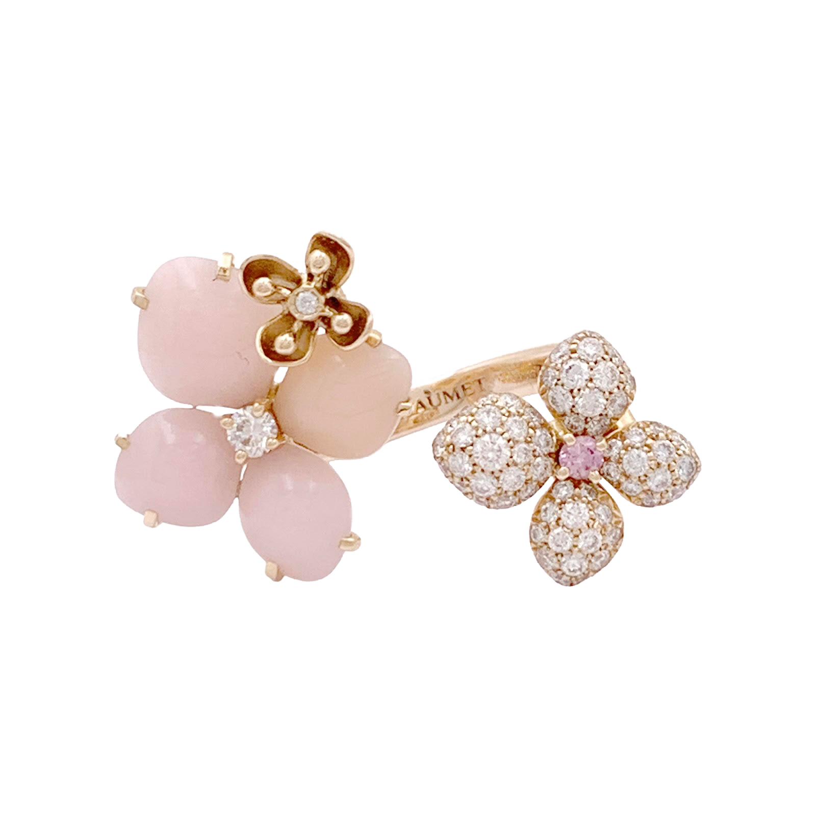 Bague Chaumet, « Hortensia Aube rosée », or rose, diamants, saphir rose et opales roses.