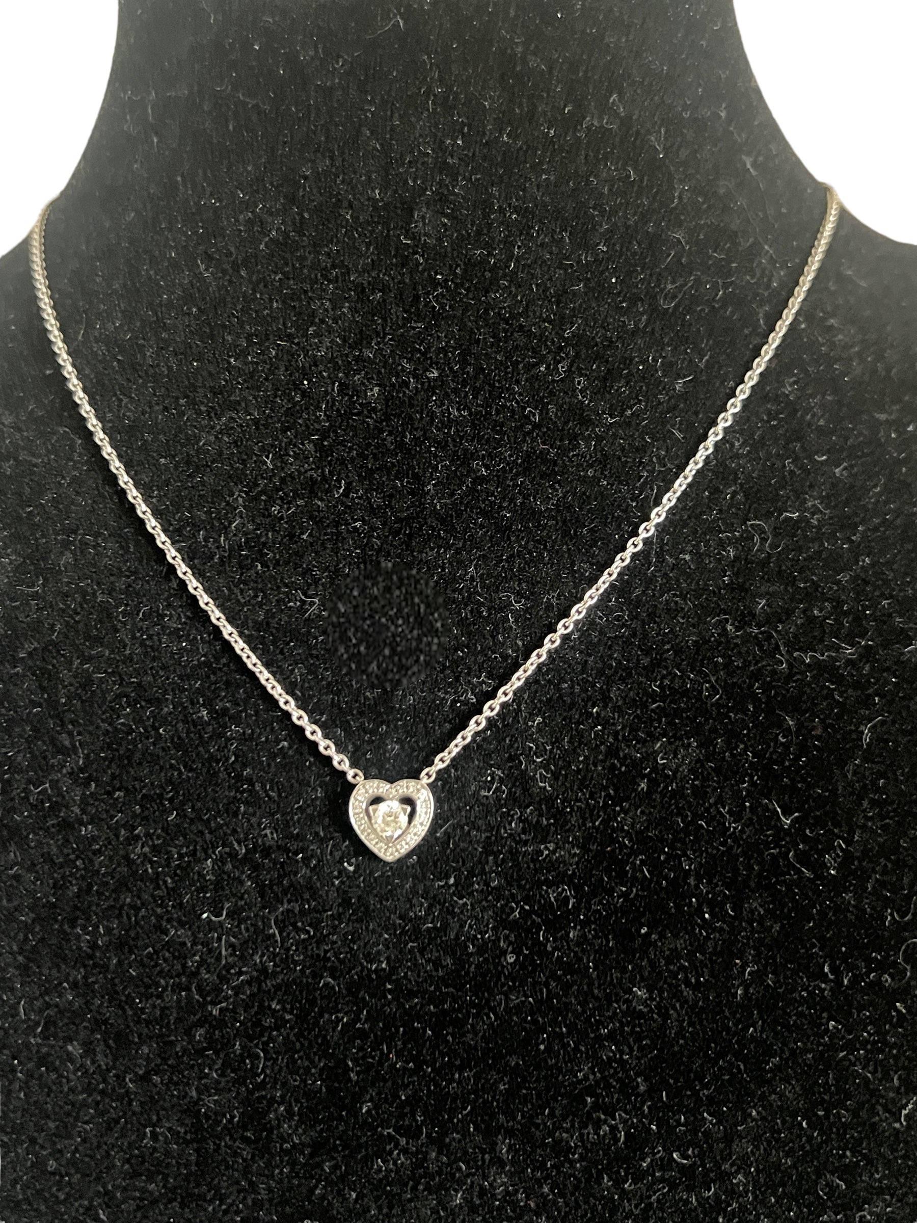 Mauboussin, white gold diamond necklace "Sex Love Touch Coeur"