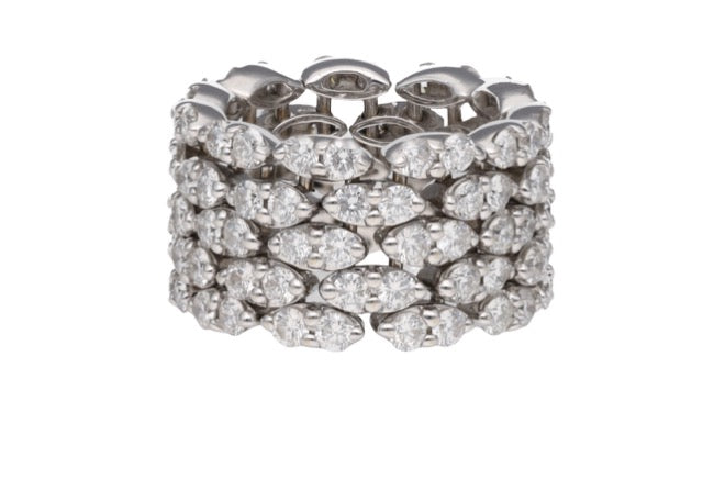 Mauboussin, bague alliance "Je le veux", en or gris 18k et diamants