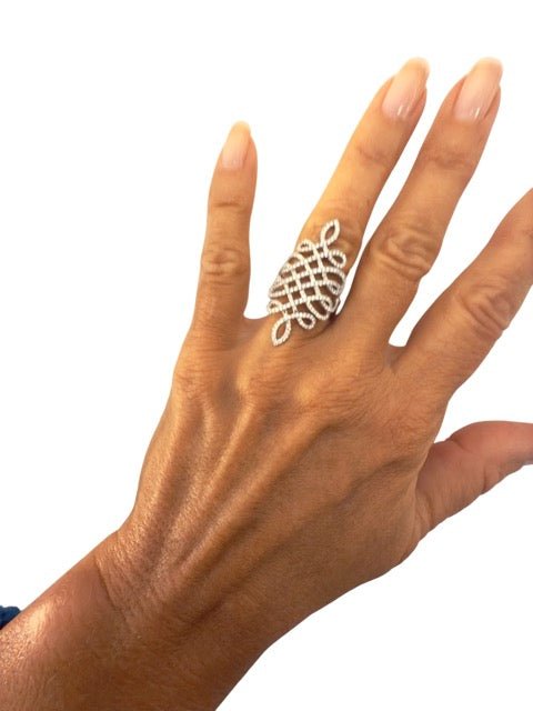 Messika bague Eden moyen modèle or blan et diamants - Maison Eloe