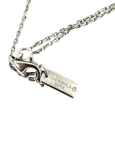 Messika collier "Butterfly" en or blanc et diamants - Maison Eloe