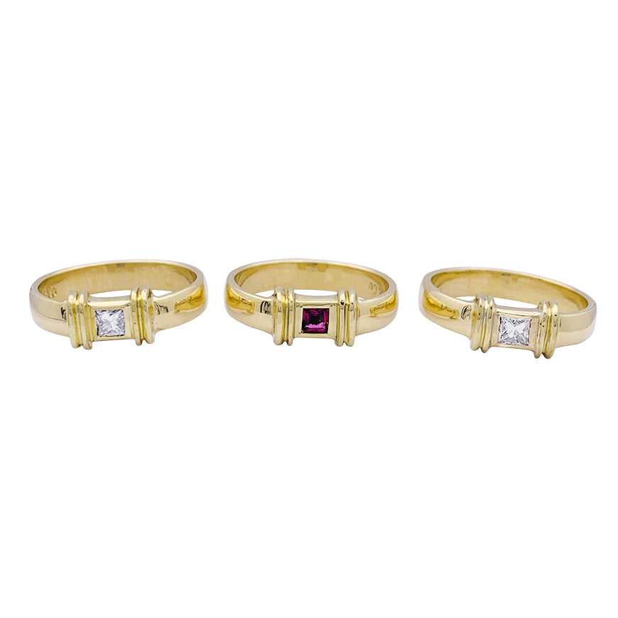 Bagues Tiffany & Co, or jaune, rubis et diamant.