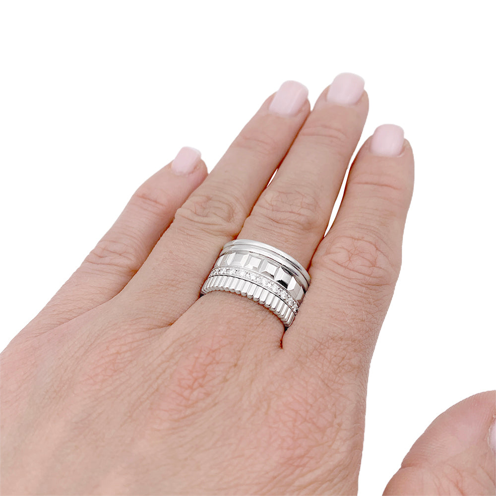 Bague Boucheron, "Quatre Radiant Edition", or blanc, diamants.