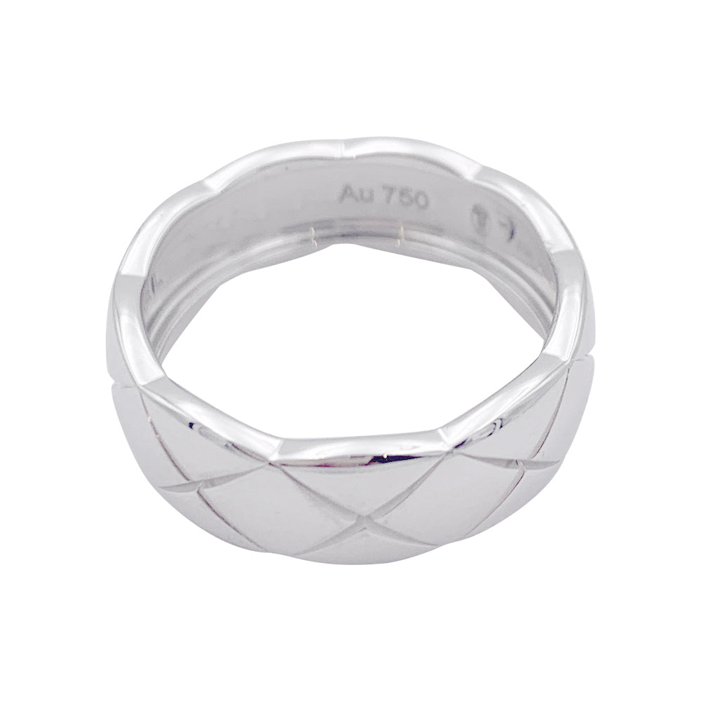 Chanel ring, "Coco Crush", in white gold.